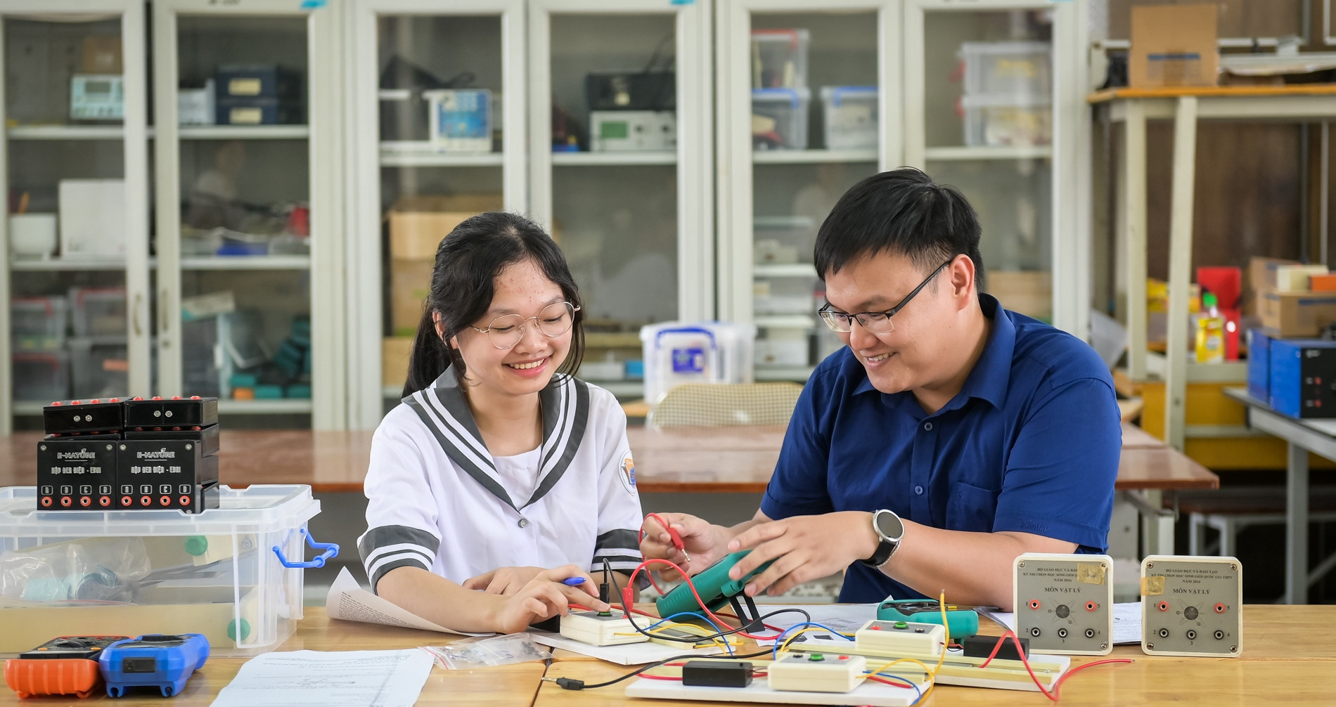 Vietnamese physics champion encourages more girls to pursue STEM