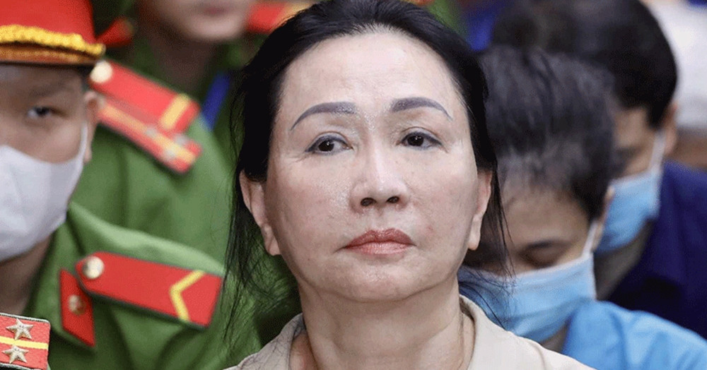 Truong My Lan's diamond earrings set for August auction