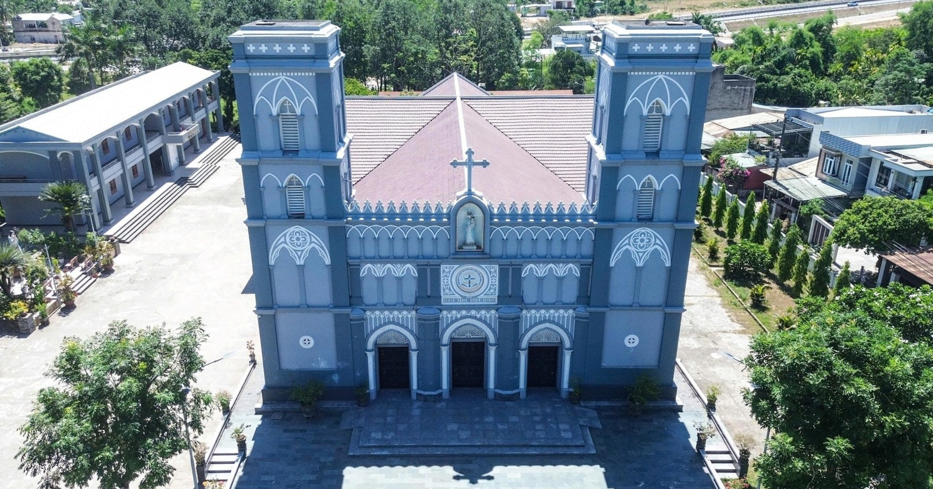 Nearly 140-year-old Da Nang church preserves bell cast from cannons
