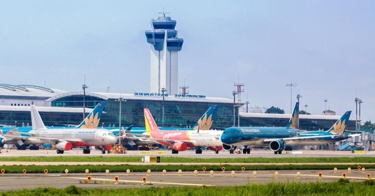 How two drone sightings threw 73 Tan Son Nhat flights into disarray