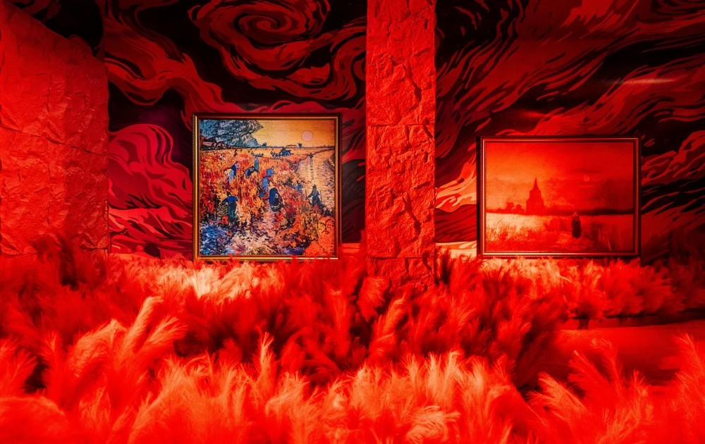 Hanoi exhibition brings 165 Van Gogh masterpieces to life through technology