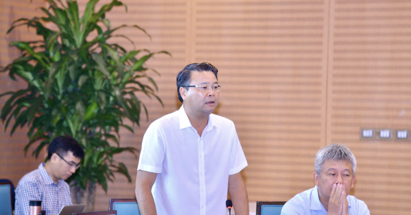 Hanoi pushes faster progress on seven Red River bridges