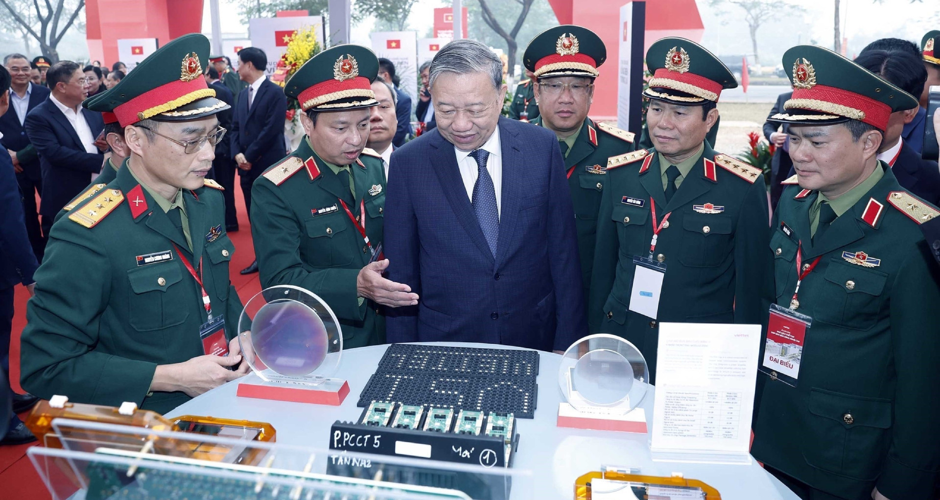 Vietnam aims to master key rare-earth, semiconductor technologies by 2030
