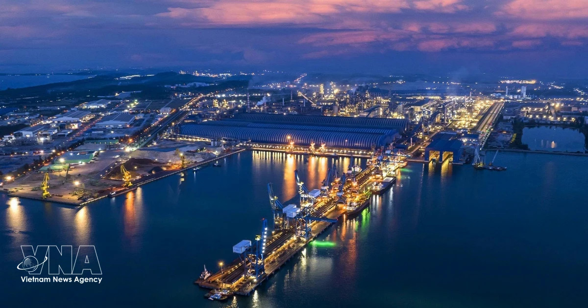 Dung Quat EZ, Quang Ngai IPs draw nearly 19.4 bln USD