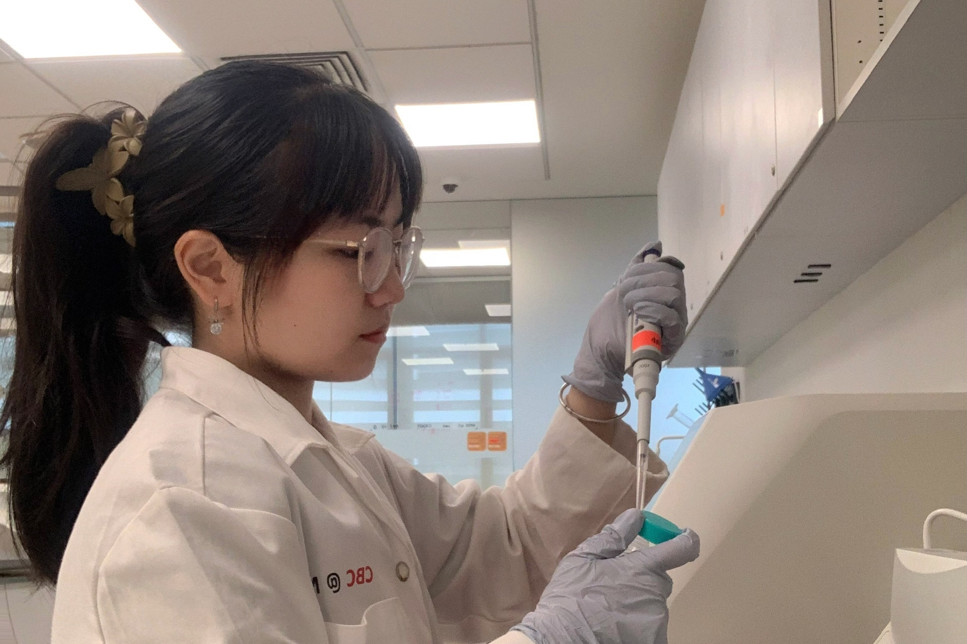 Memory of late mother inspires student to win PhD scholarship before graduation