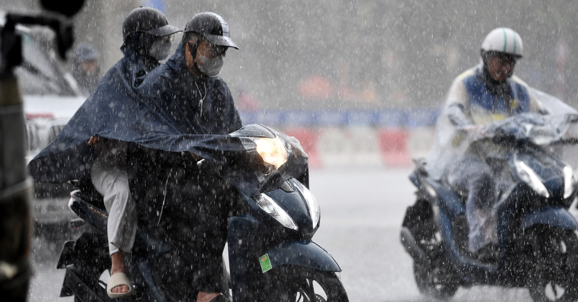 Vietnam puts 18 localities on alert as rainfall may exceed 450mm