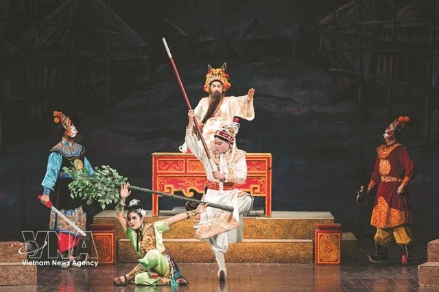 Tuong enriches Hanoi’s night-time culture