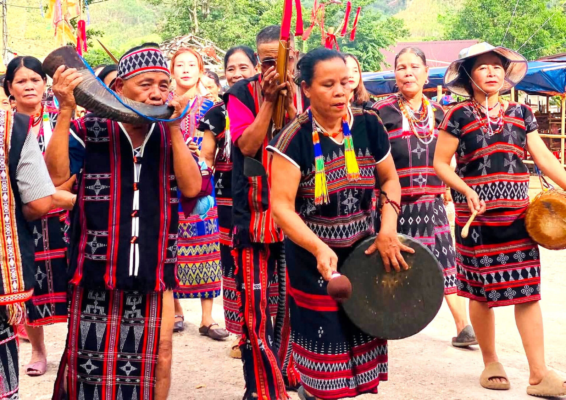 le hoi arieu piing cua nguoi ta oi thuong duoc to chuc sau nhieu nam voi cac nghi le tam linh va hoat dong cong dong dac sac (1).jpg