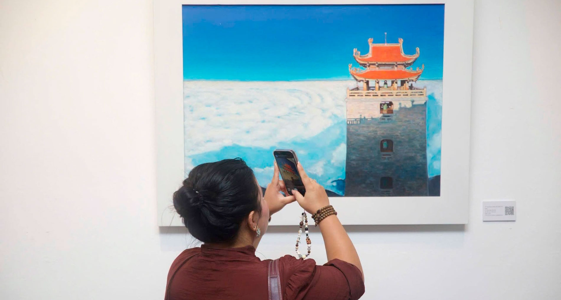 British artist celebrates Vietnam in new Hanoi exhibition