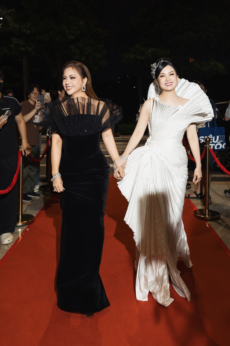https://static-images.vnncdn.net/vps_images_publish/000001/000003/2026/8/3/chung-thanh-phong-007-1042.jpg