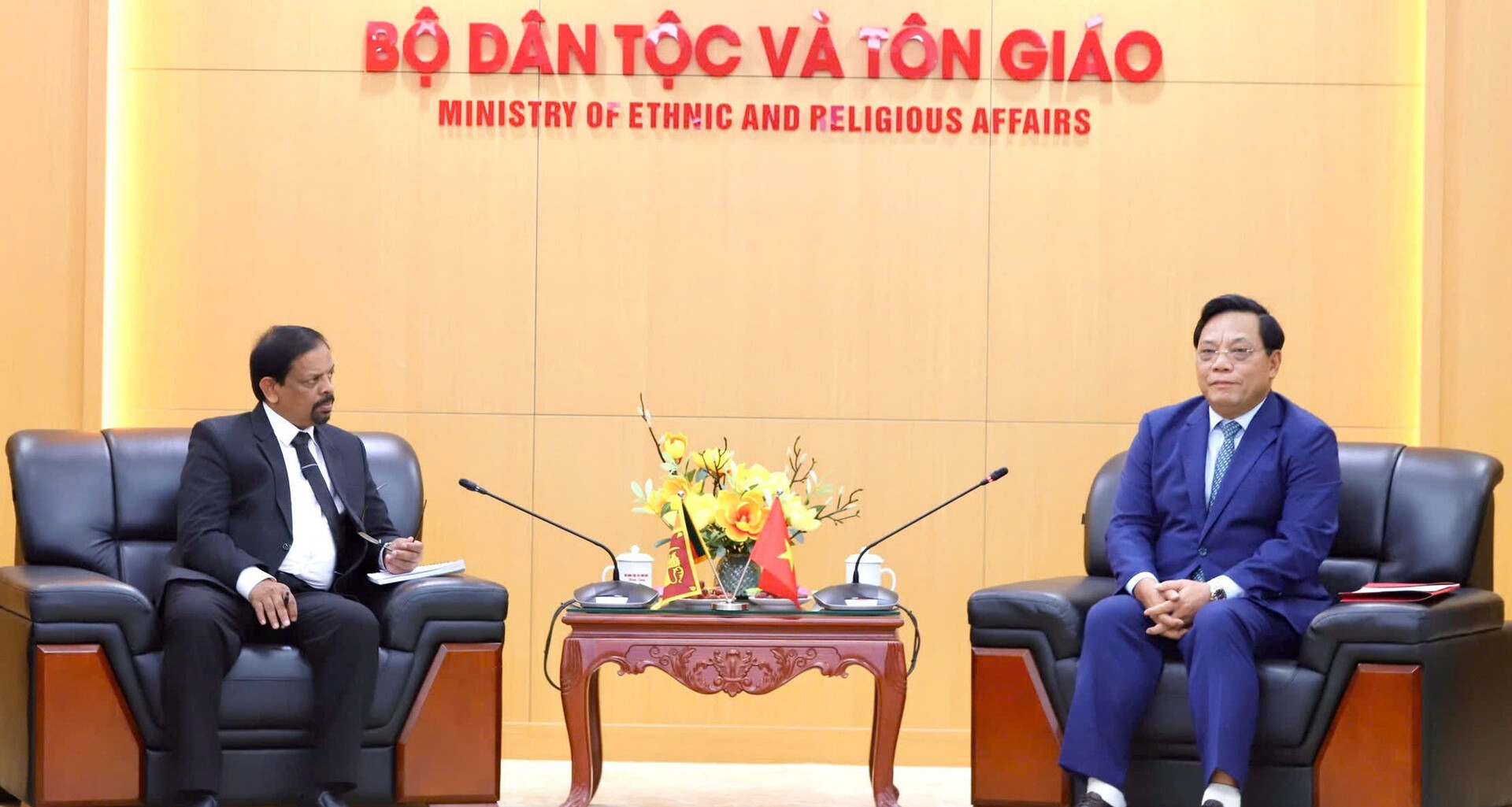 Vietnam, Sri Lanka seek deeper Buddhist cooperation