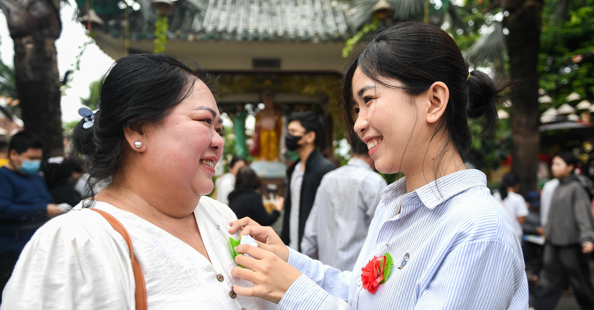 Vu Lan brings families together at historic HCMC pagoda