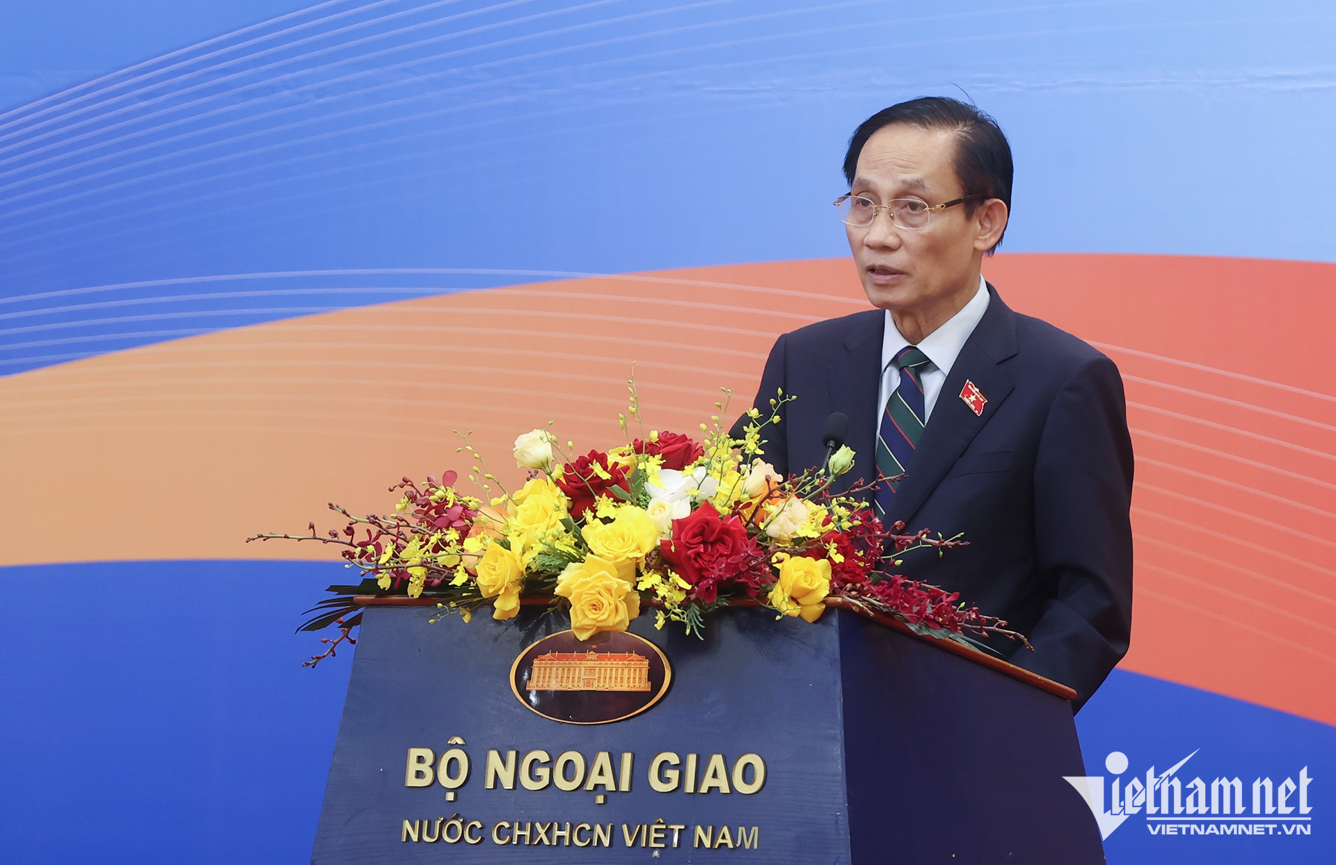 W-Lê Hoài Trung_1990.jpg