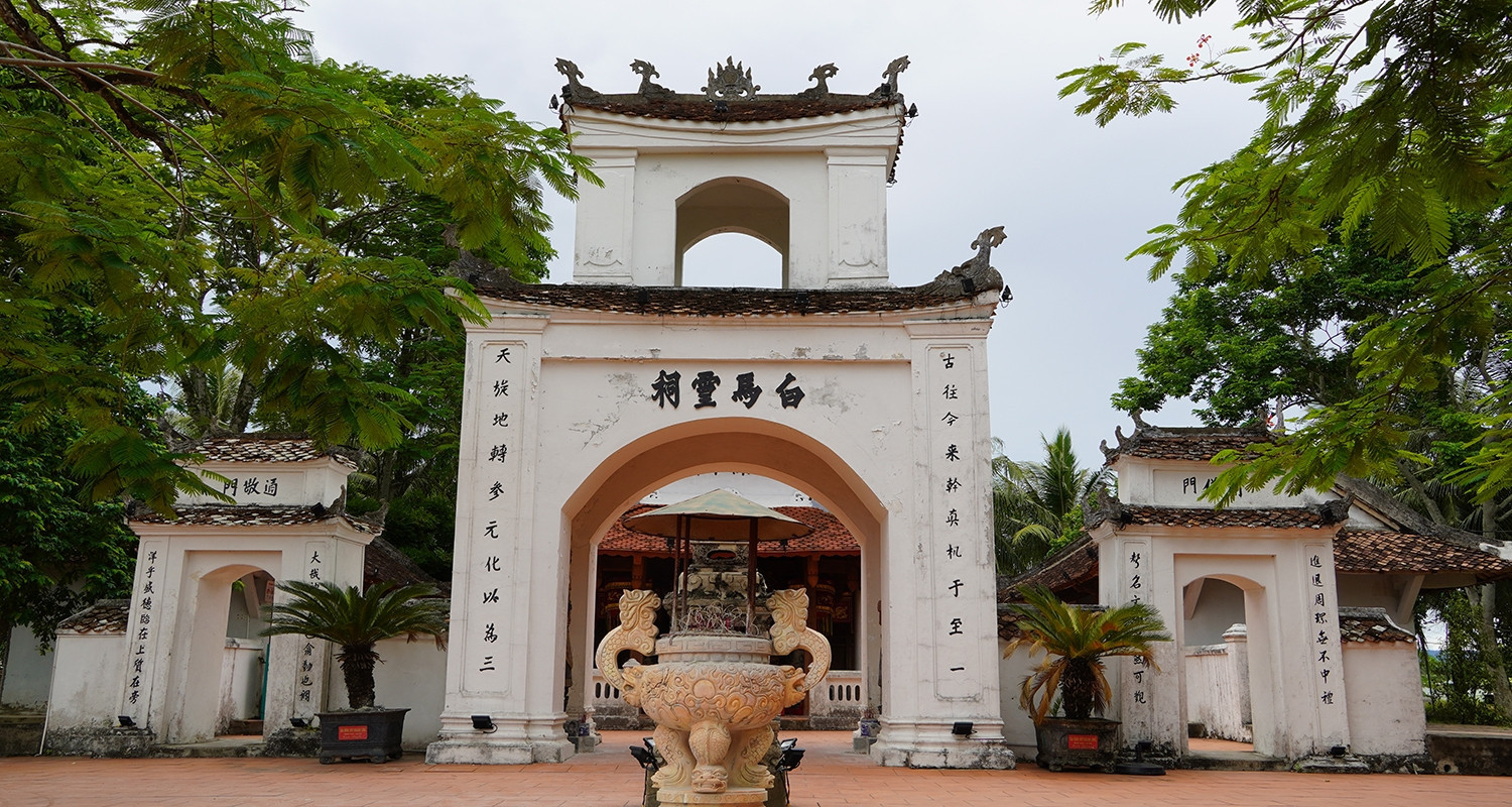 Nghe An's Bach Ma Temple preserves more than 100 royal decrees