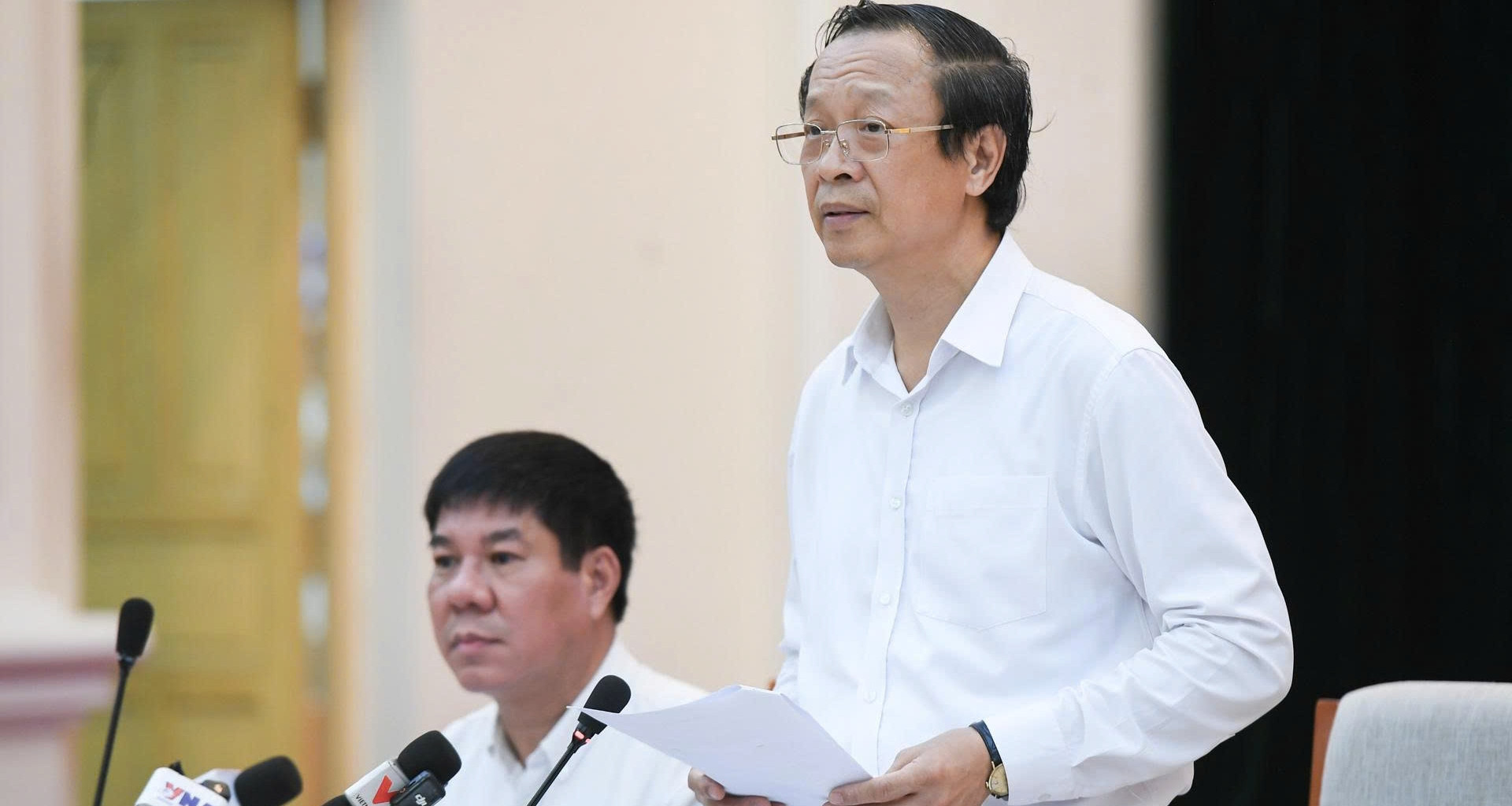 328 students to retake Vietnam's national graduation exam after scandal