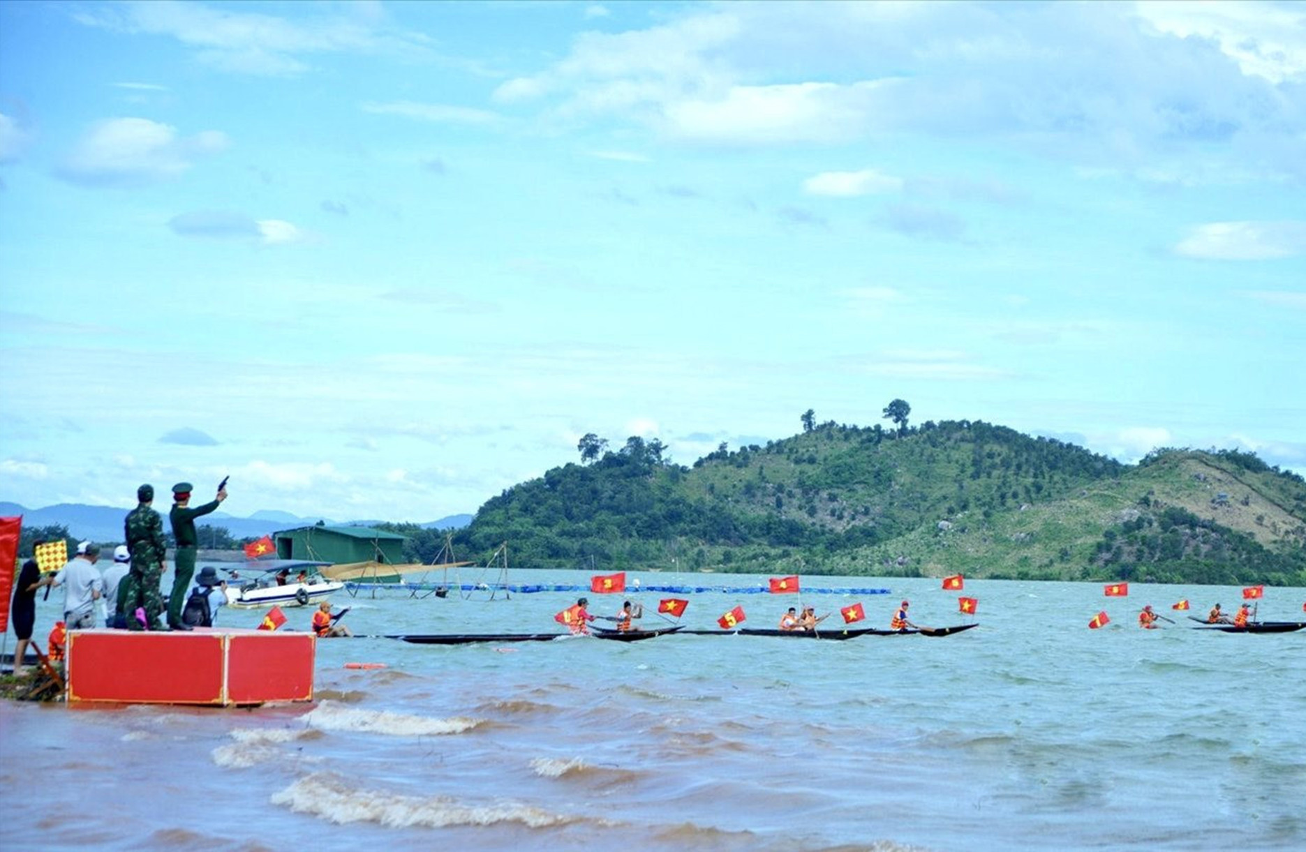 Một dải 6.jpg