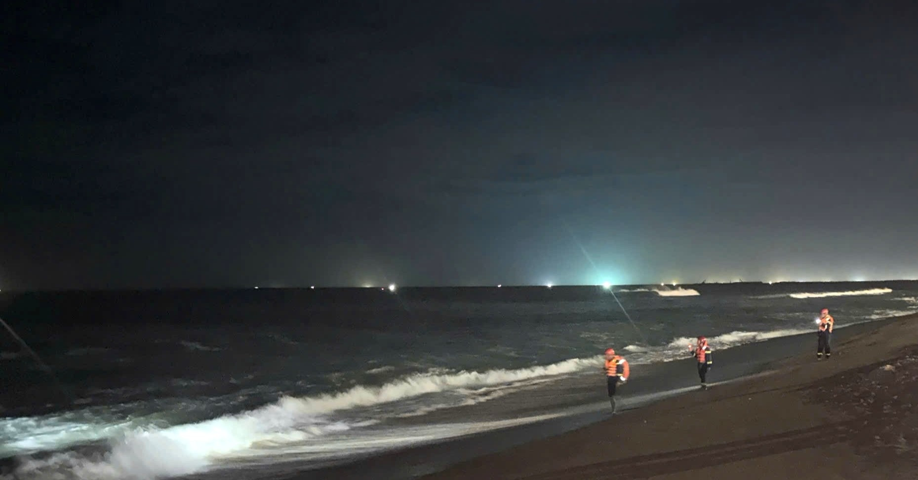Foreign tourist missing after being swept away in Dak Lak