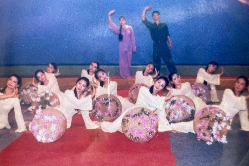 nghe si mua 2.jpg