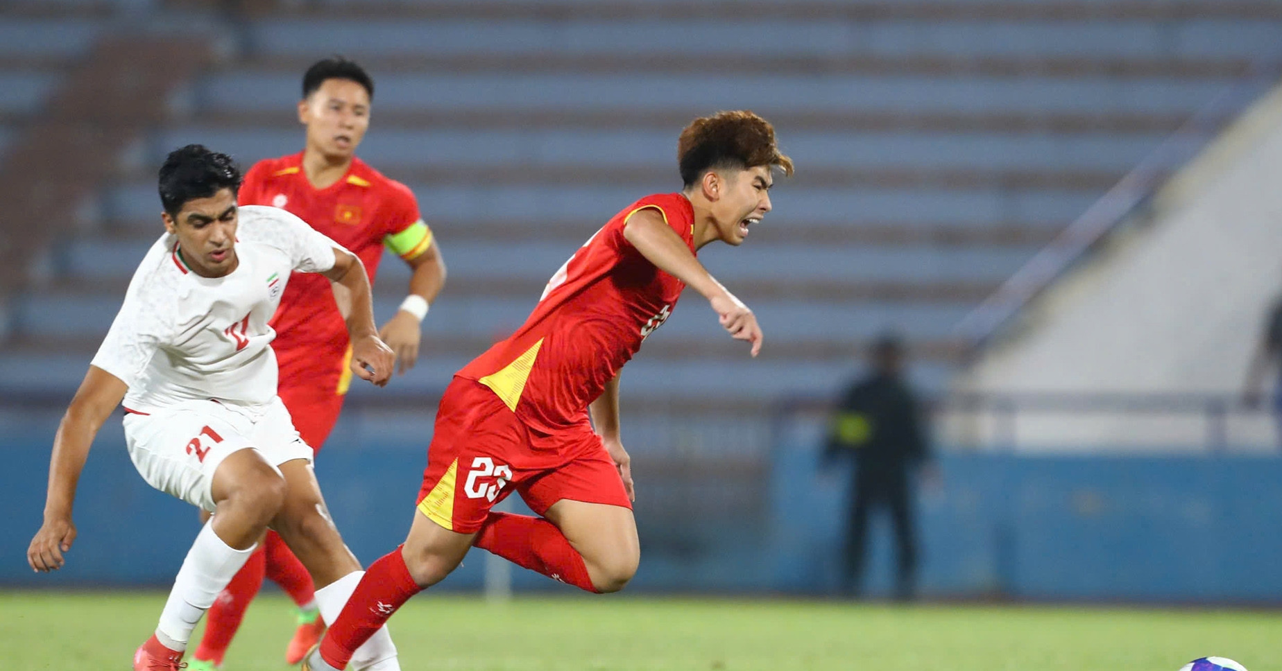 Three straight defeats send Vietnam U20s down after Asian qualifiers