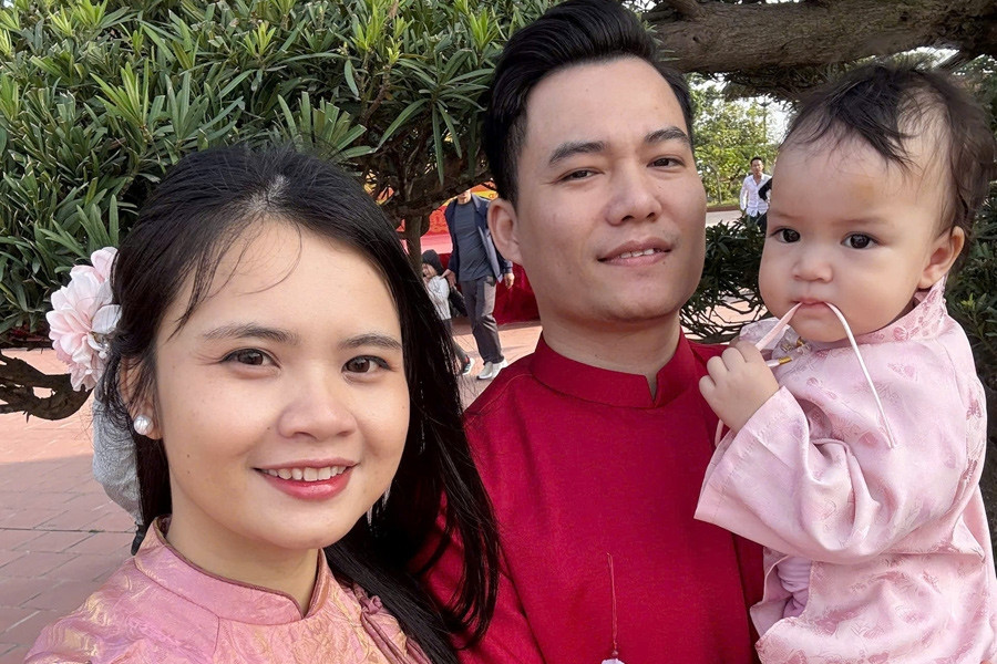 Vietnamese-Thai couple shares funny moments during 2026 ASEAN Cup match