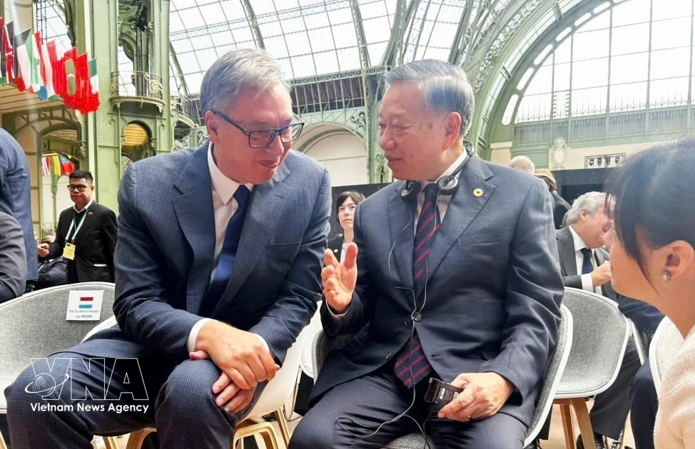 VN top leader meets foreign leaders on sidelines of International Space Summit