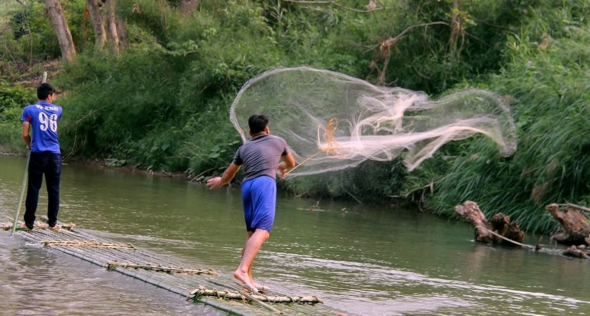 A fishing ban brings fish and tourists back to a Vietnam village