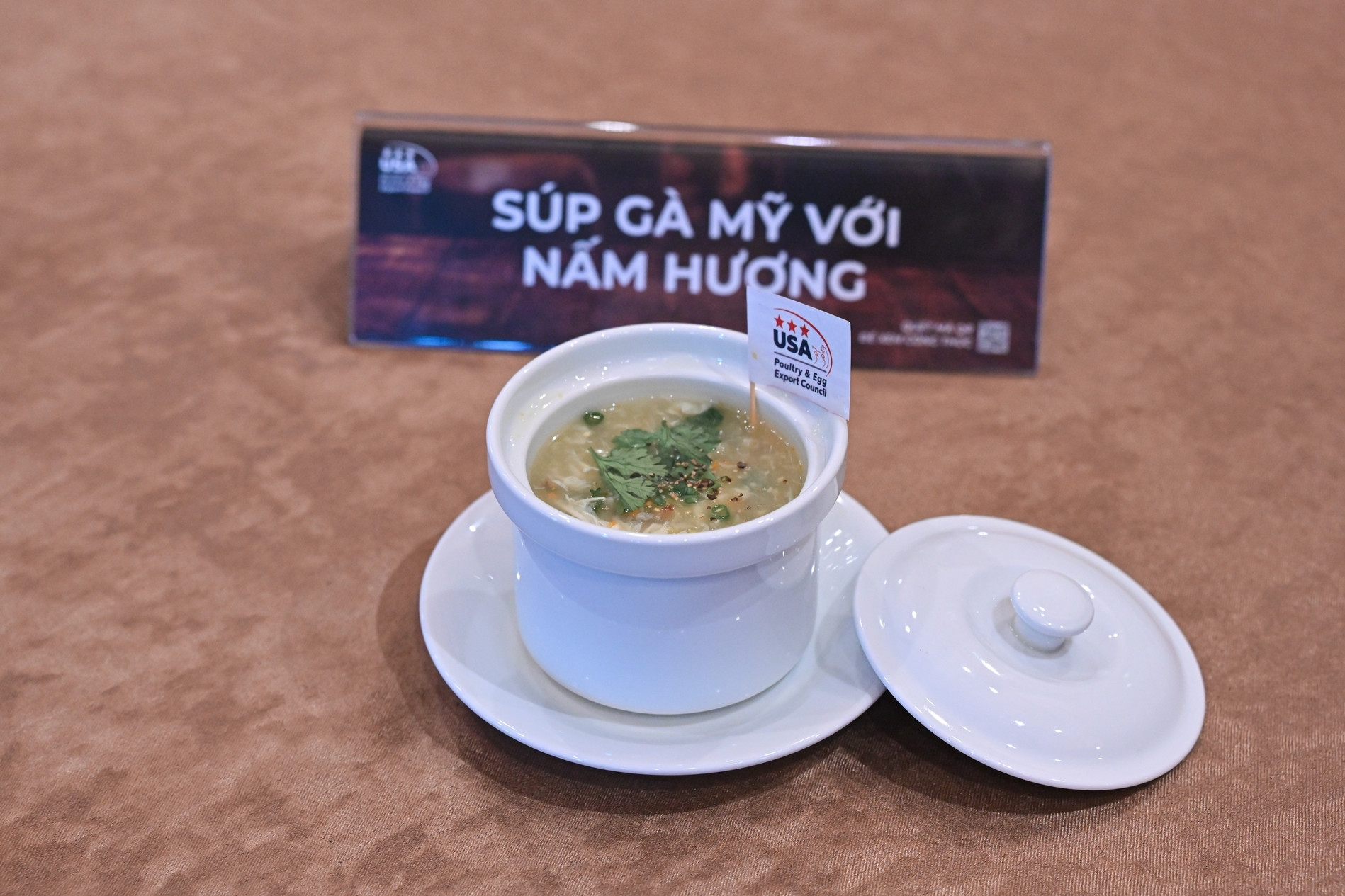Chef Le Xuan Tam shares his American chicken and shiitake soup