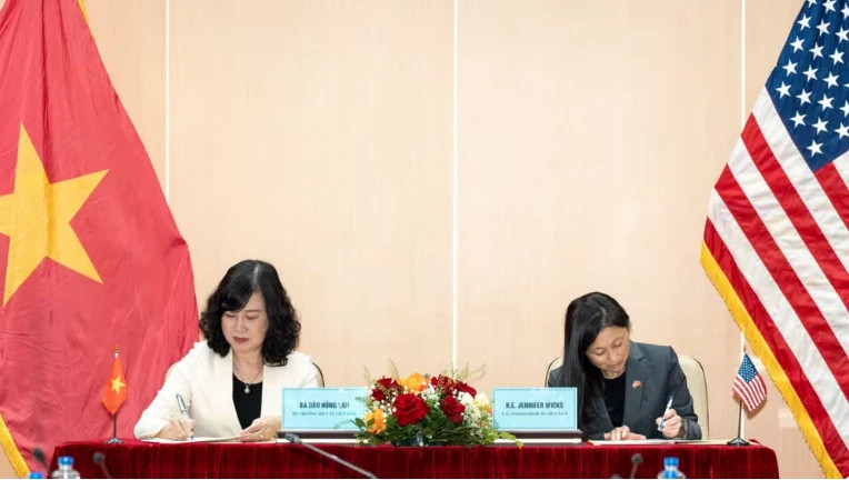 Vietnam, US launch five-year health cooperation