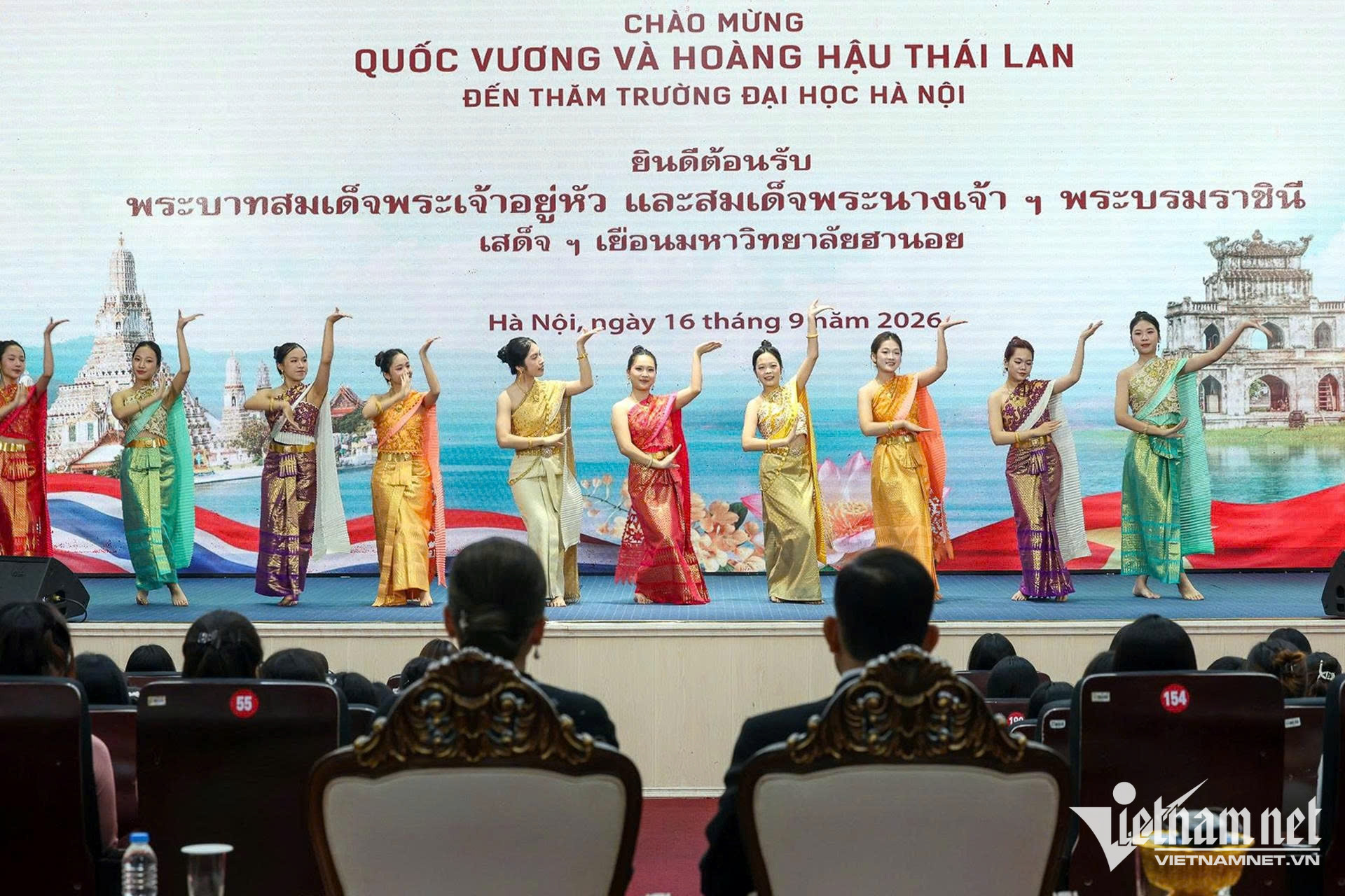 thai king3.jpg