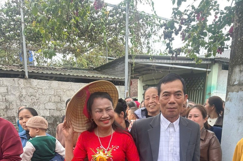 Three late-life weddings go viral as grooms in their 70s celebrate finding love