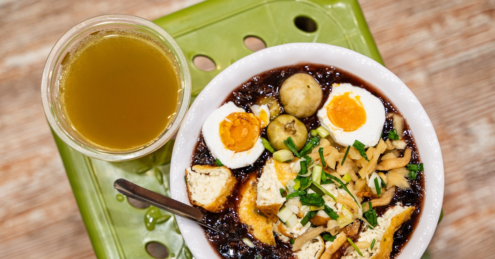 Hanoi woman reveals secret behind 20-year success of ‘poor man’s porridge’