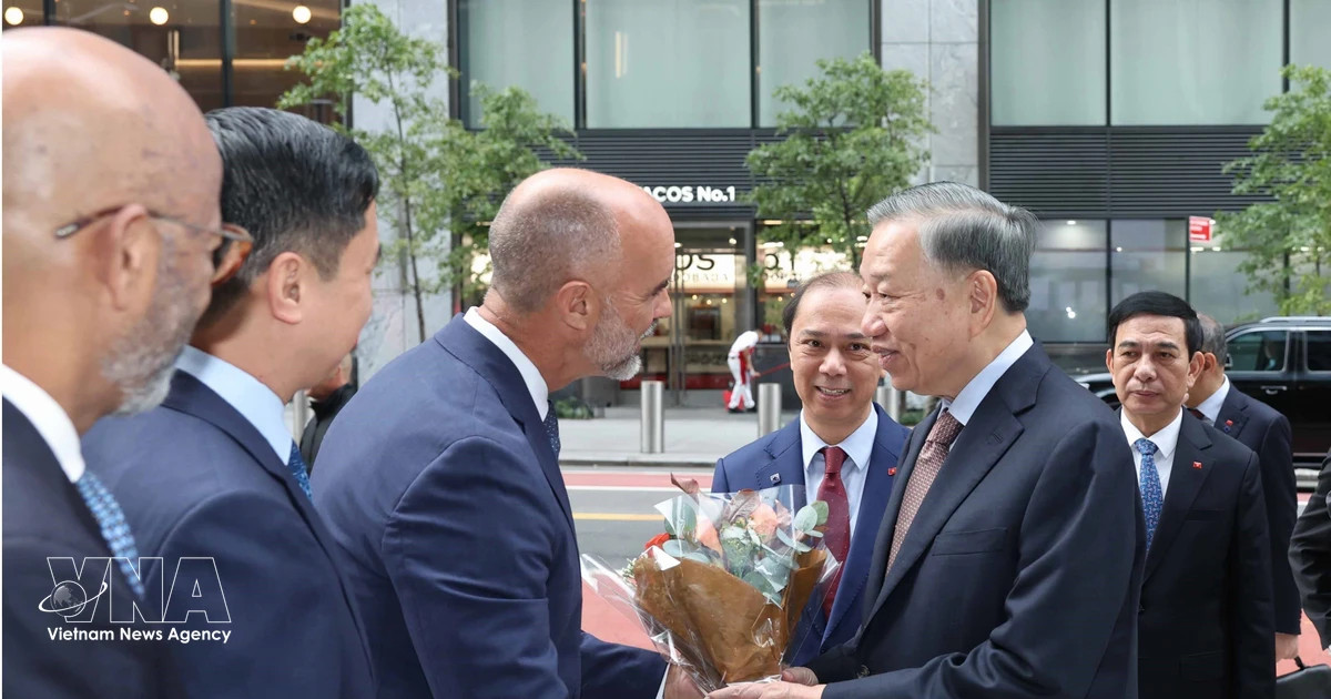 General Secretary and President To Lam visits, works with Pfizer in US