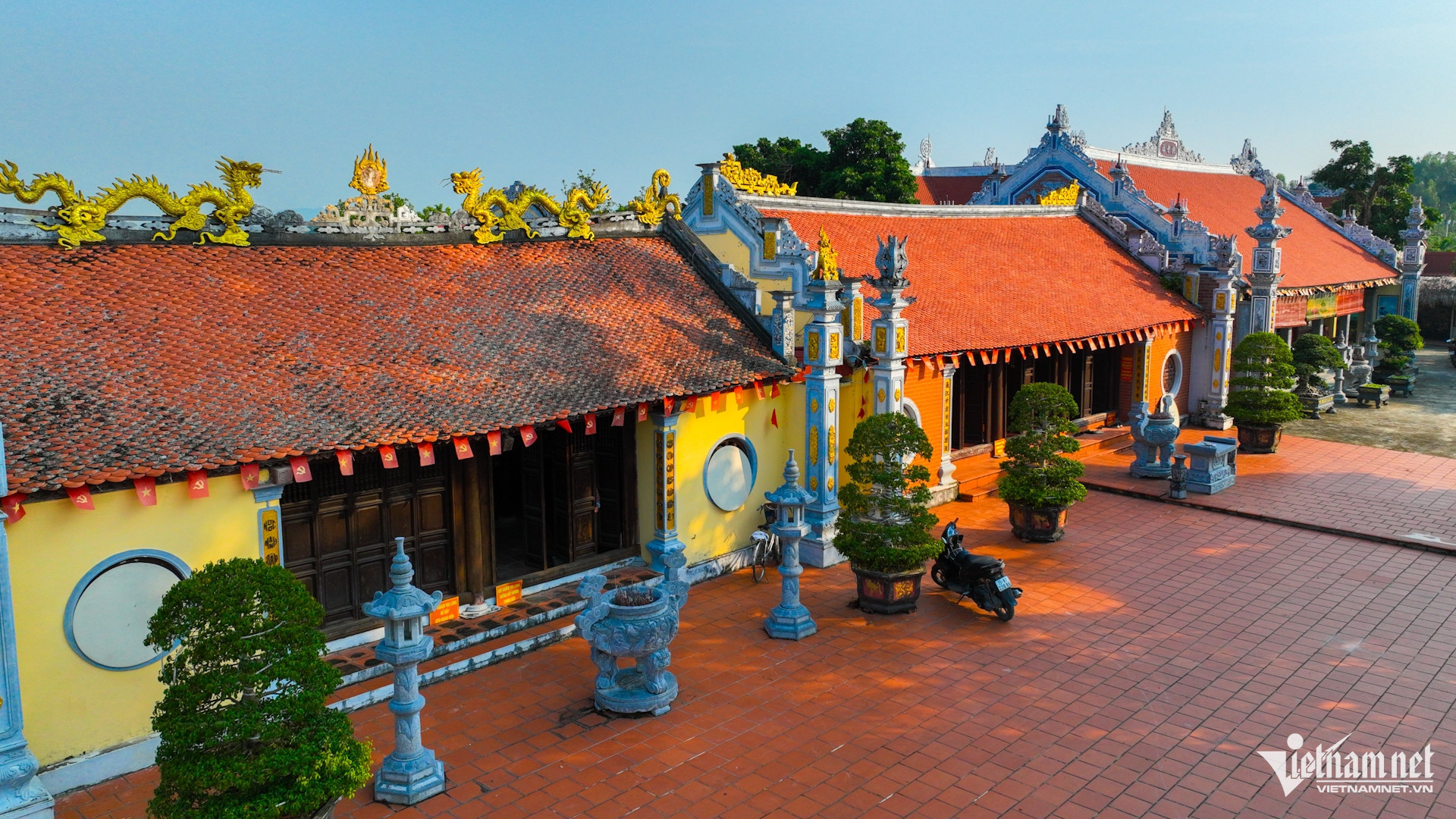 vn pagoda1.jpg