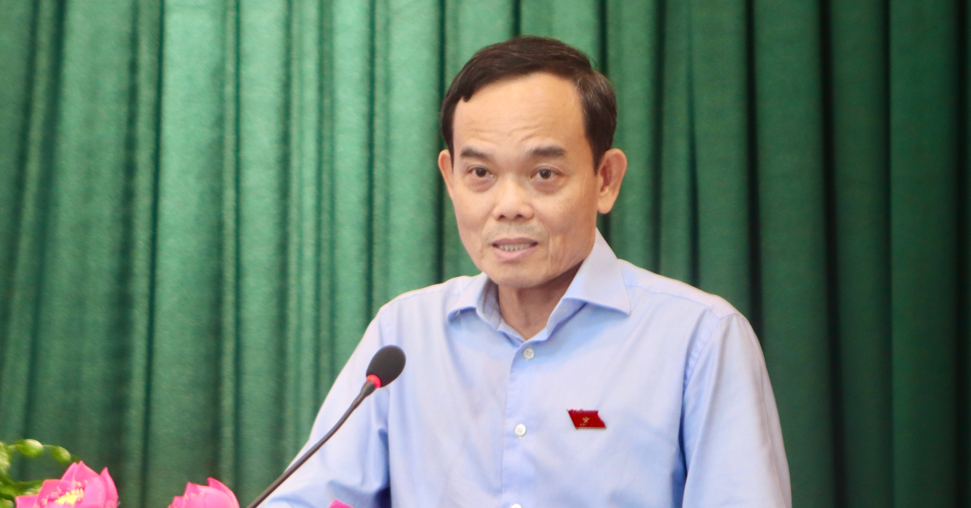 HCM City will not ban gasoline vehicles, Party chief says