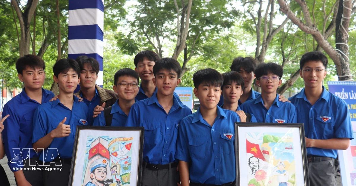 Exhibition presents evidence of Vietnam’s sovereignty over Hoang Sa, Truong Sa