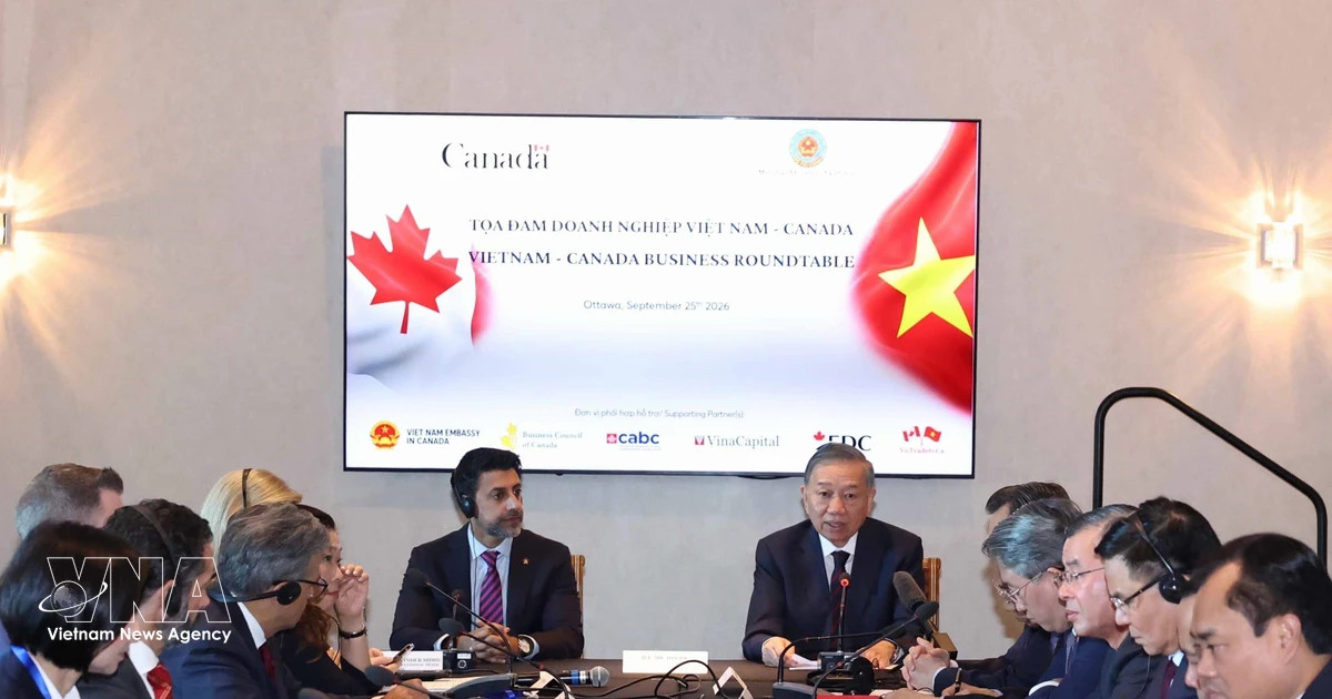General Secretary and President To Lam attends VN-Canada business roundtable