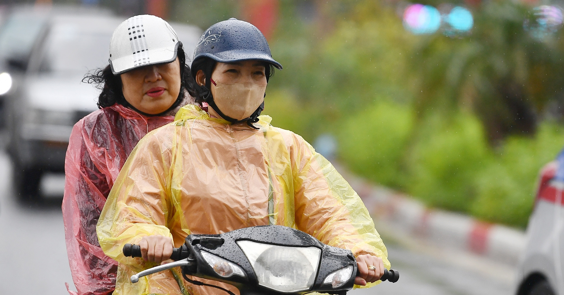 Hanoi highs forecast to fall from 36°C to 27°C as cold air arrives