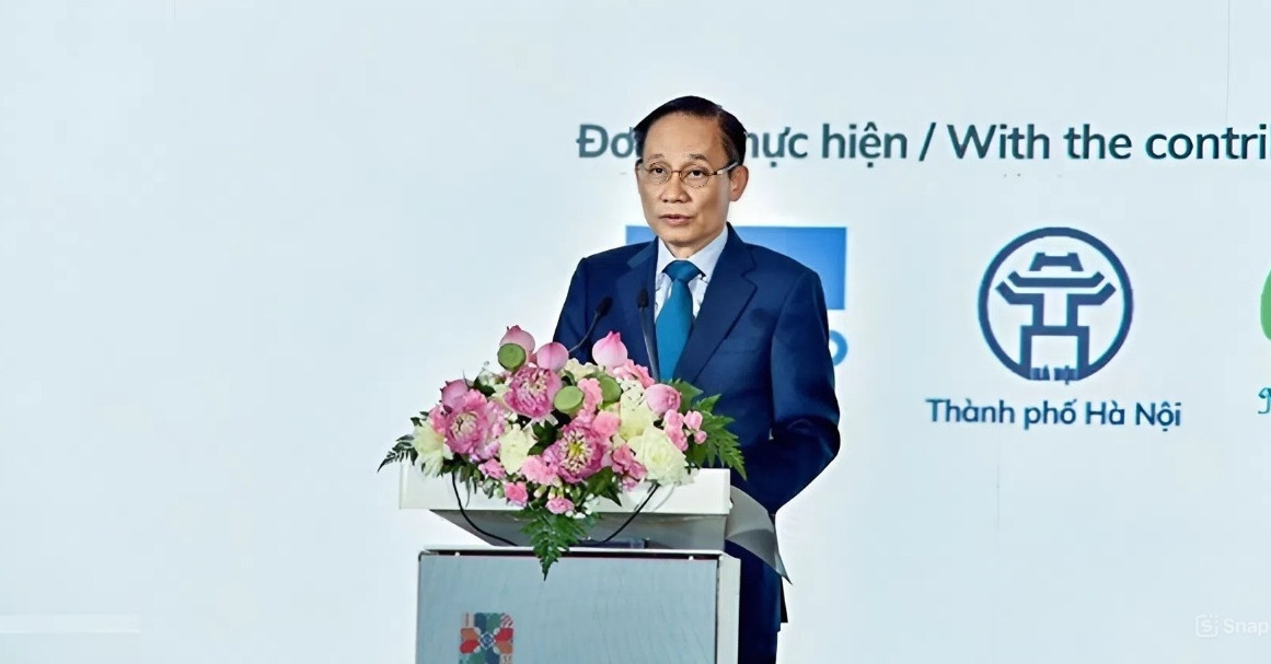 Vietnam vows not to sacrifice heritage for economic growth