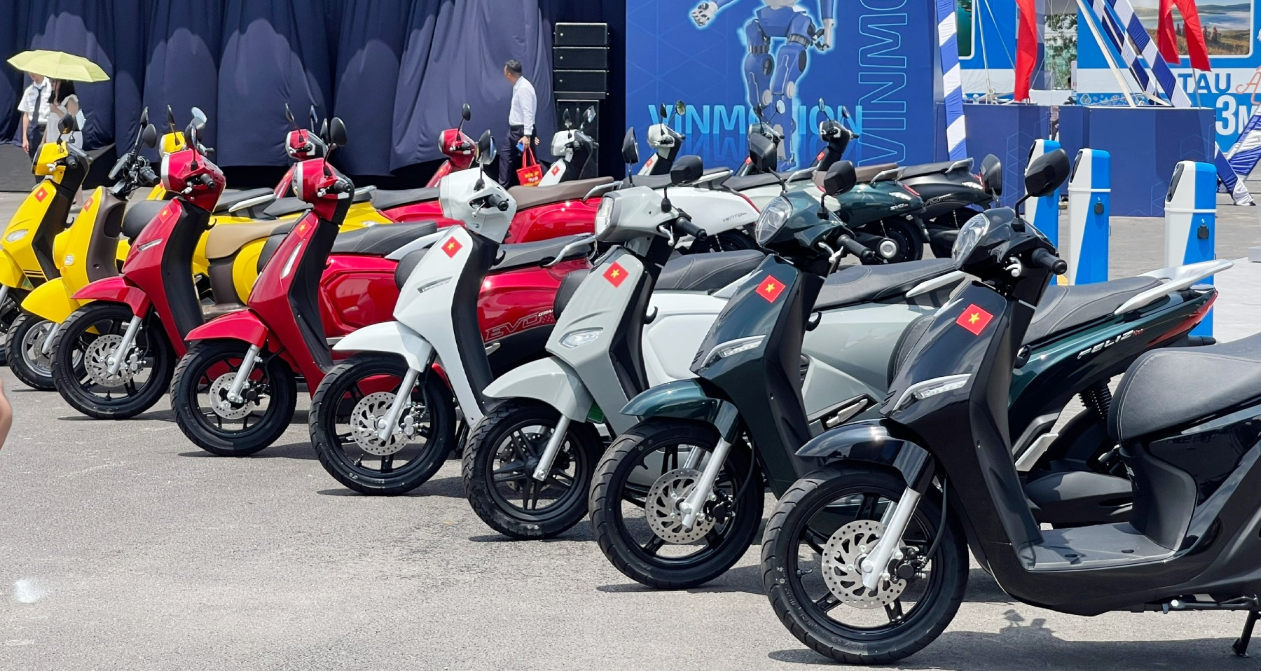 Nearly 2.8 million motorbikes made in Vietnam in eight months