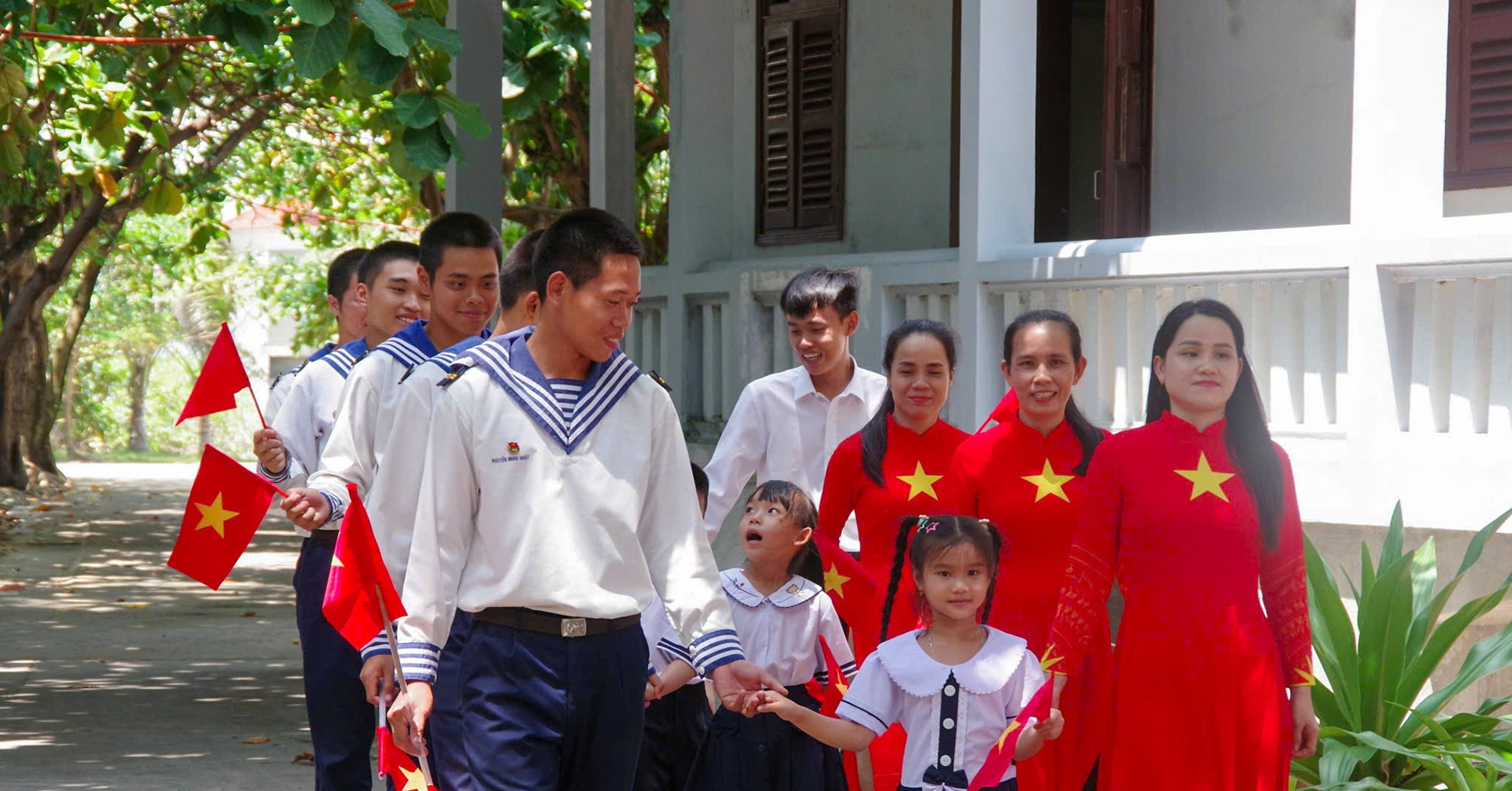 Truong Sa children begin new school year far from mainland
