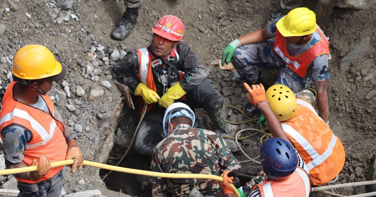 Vietnam provides 300,000 USD in emergency humanitarian aid for Nepal