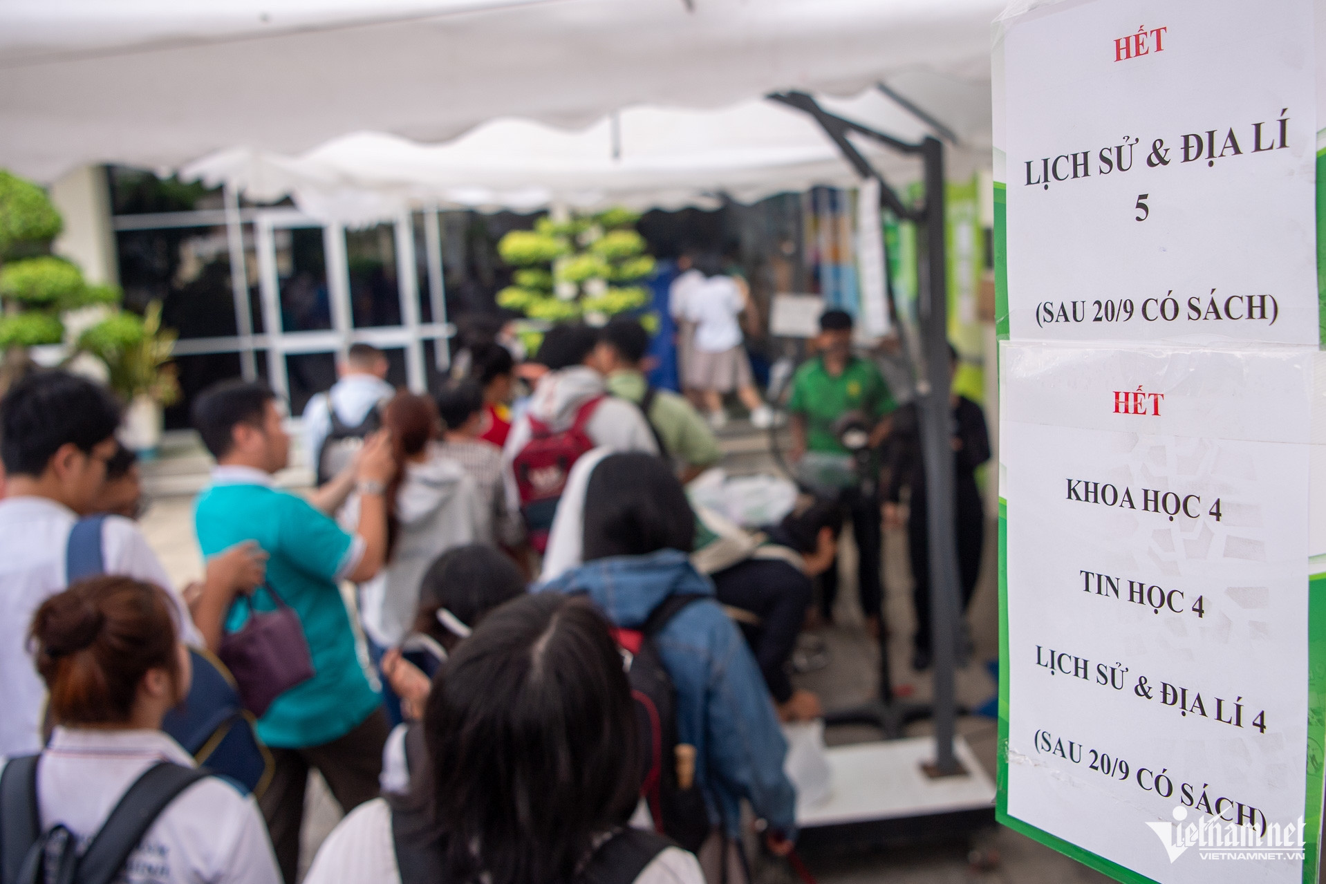 textbook buying13.jpg
